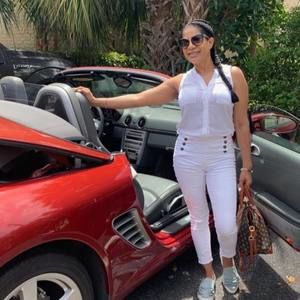 Meet your Posher, Sandra